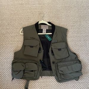 BRAND NEW - LL BEAN Fly Fishing vest - Size Medium